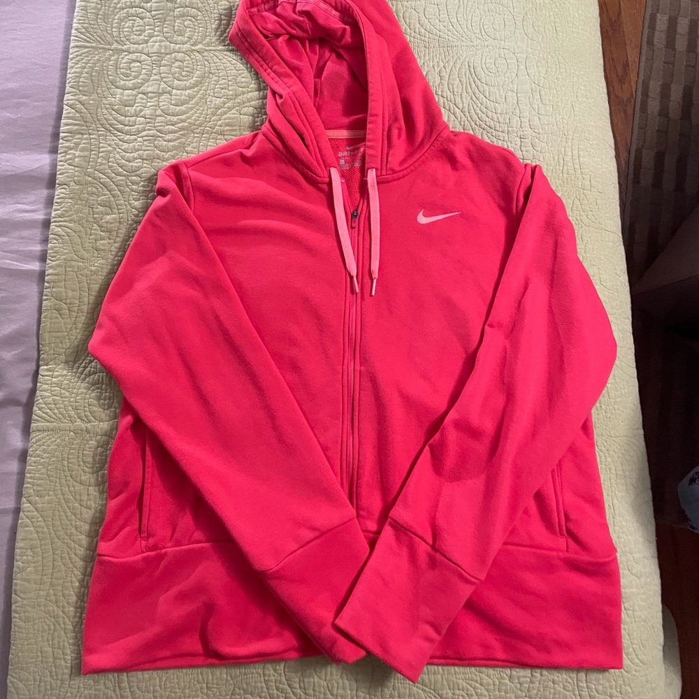 NIKE Women’s Dri-Fit Training Hoodie, size L